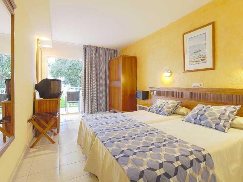 Sirenis Hotel Club Siesta Santa Eularia des Riu Exterior foto