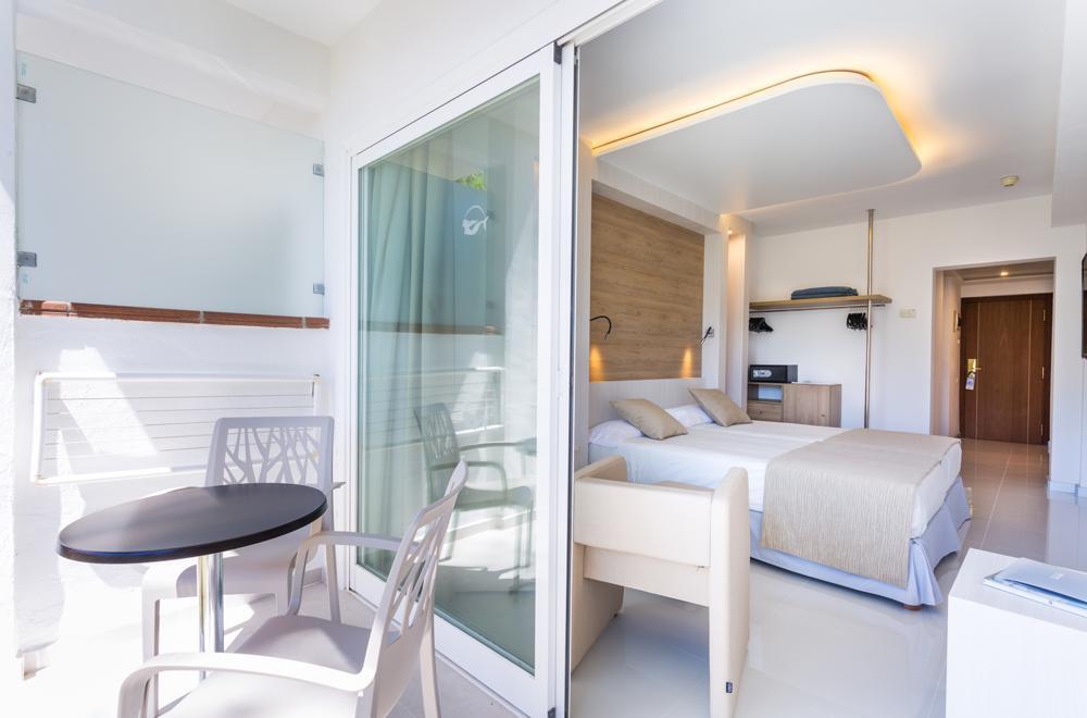 Sirenis Hotel Club Siesta Santa Eularia des Riu Cameră foto