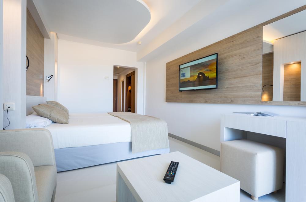 Sirenis Hotel Club Siesta Santa Eularia des Riu Cameră foto